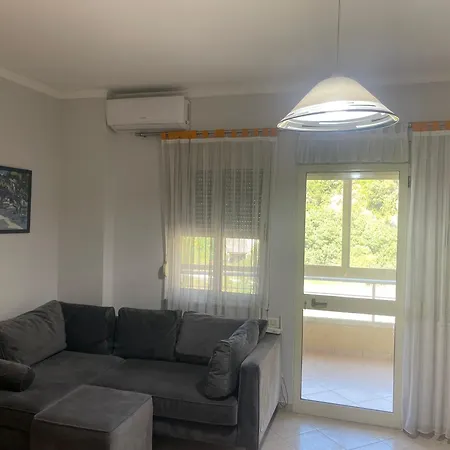 G-apartment 公寓